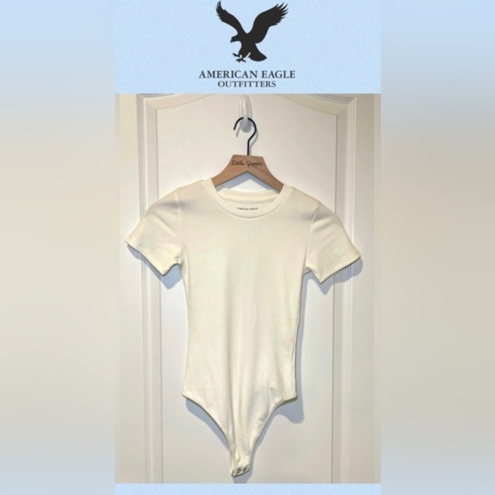 AE Short‎ Sleeve Bodysuit, Small